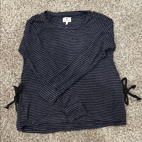 Sundry Navy and Gray Striped Top - Picture 1 of 3